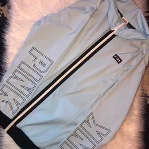 NWT women’s Victoria Secret PINK windbreaker XS